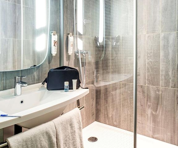 ibis Sens Hotel Bourgogne-Franche-Comte Sens Bathroom