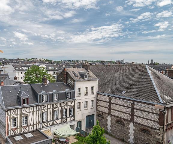 B&B HOTEL Rouen Centre Rive Droite Normandy Rouen View from Property