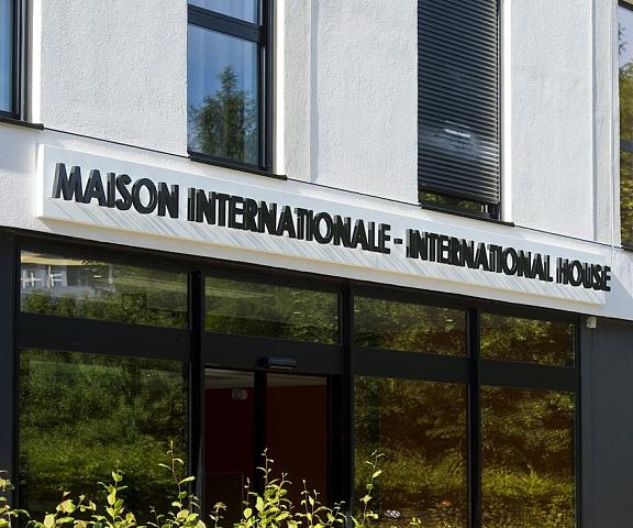 Adonis Dijon Maison Internationale Bourgogne-Franche-Comte Dijon Exterior Detail