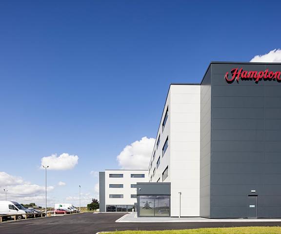 Hampton by Hilton Humberside Airport England Ulceby Facade