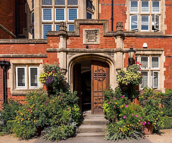 Berwick Lodge England Bristol Entrance