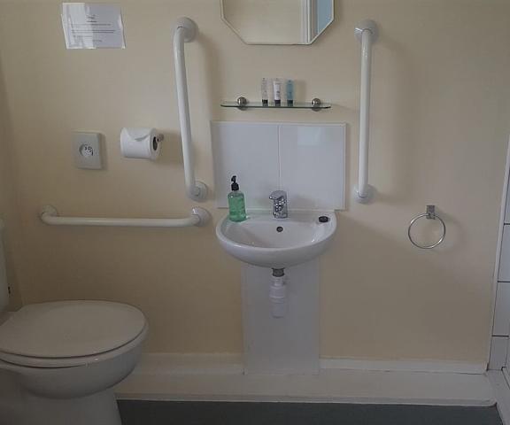 The Village Inn England Northallerton Bathroom