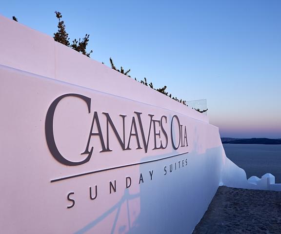 Canaves Sunday null Santorini Facade