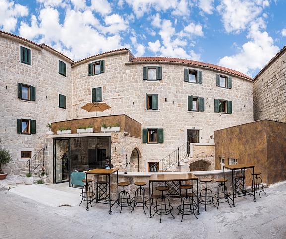 Heritage Palace Varos - MAG Quaint & Elegant Boutique Hotels Split-Dalmatia Split Facade