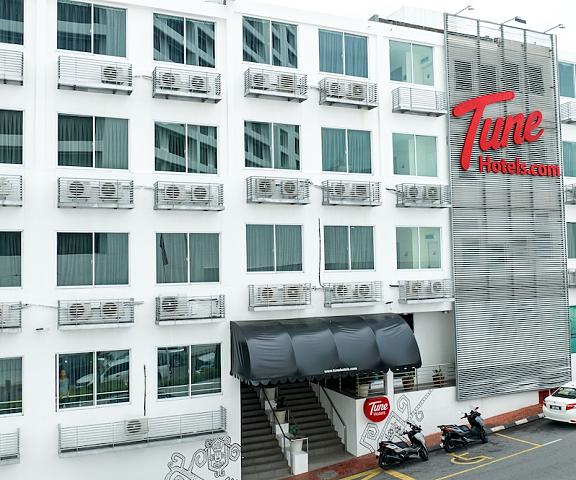 Tune Hotel - Waterfront Kuching Sarawak Kuching Facade