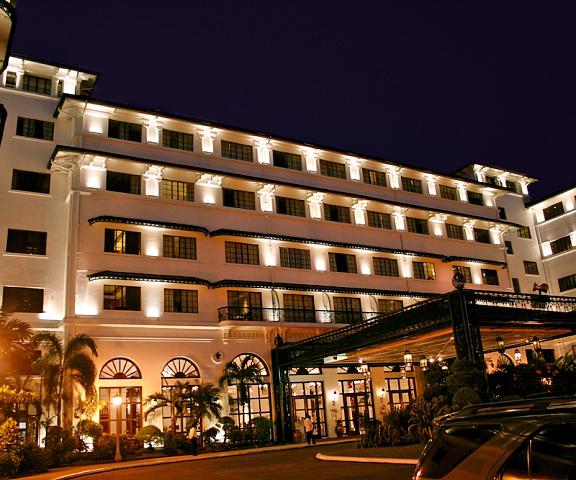 The Manila Hotel null Manila Facade