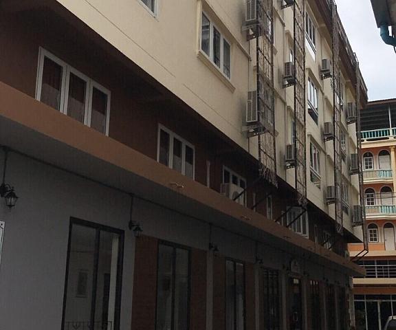 Arcadia Maephim Serviced Apartment Rayong Province Klaeng Facade