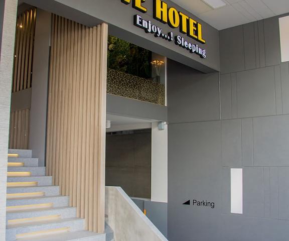 Slive hotel Surin Surin Facade