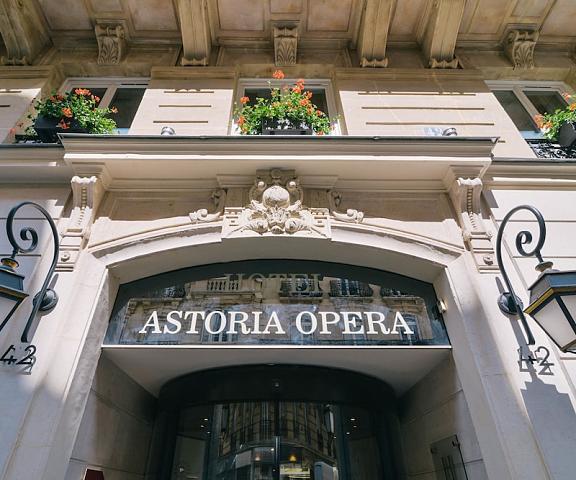 Hotel Astoria - Astotel Ile-de-France Paris Entrance