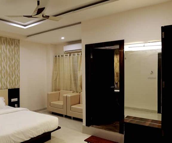Hotel Kamad Giri Madhya Pradesh Ujjain Deluxe Room