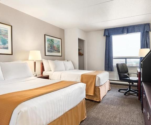 Emerald Hotel & Suites Alberta Calgary Room
