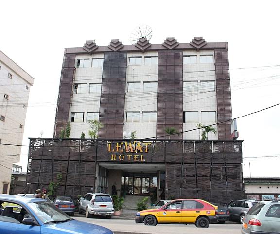 Lewat Hotel null Douala Facade