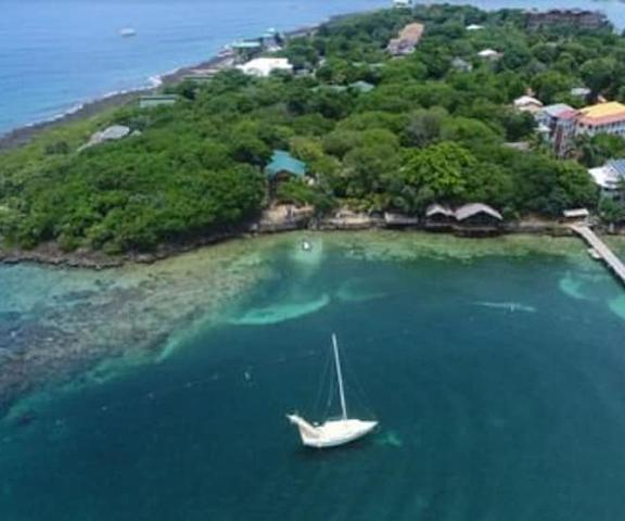 Half Moon Resort Islas de la Bahia Roatan Aerial View