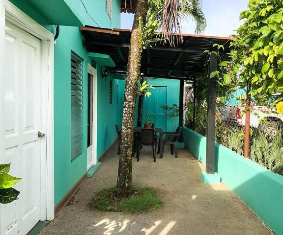 Casa Congo - Rayo Verde - Restaurante Colon Portobelo Terrace