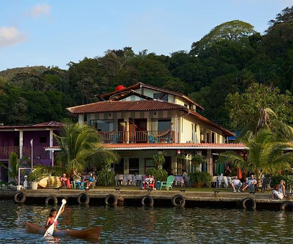 Casa Congo - Rayo Verde - Restaurante Colon Portobelo Exterior Detail