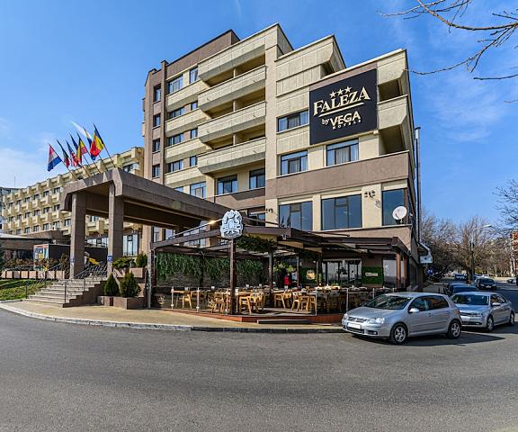 Faleza Hotel by Vega null Galati Facade