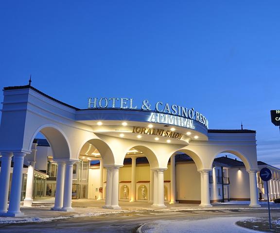 Casino & Hotel ADMIRAL Kozina null Kozina Facade