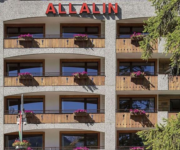Swiss Alpine Hotel Allalin Valais Zermatt Exterior Detail
