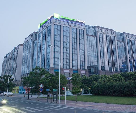 Holiday Inn Express Chengdu Airport Zone, an IHG Hotel Sichuan Chengdu Exterior Detail