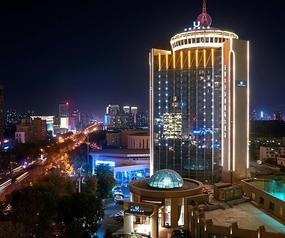 Universal Hotel Urumqi Xinjiang Urumqi Facade