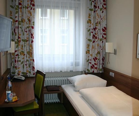 Hotel Hauser Bavaria Munich Room