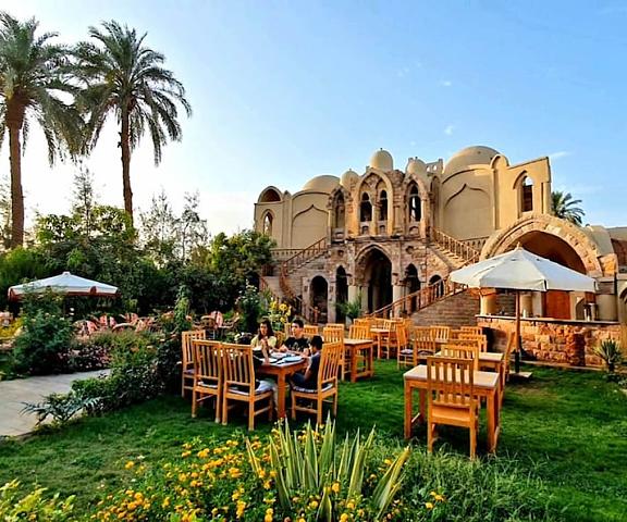 Embrace Hotel null Luxor Facade
