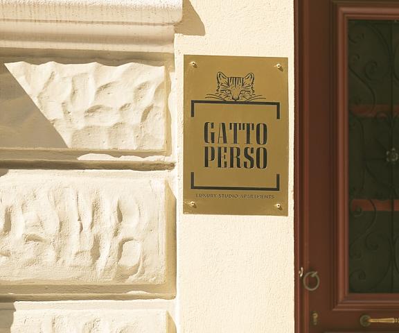 Gatto Perso Luxury Apartments Eastern Macedonia and Thrace Thessaloniki Entrance