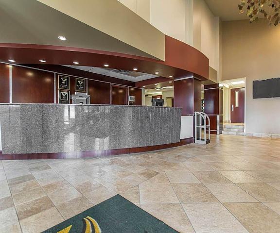 Quality Inn & Suites Bay Front Ontario Sault Ste. Marie Lobby