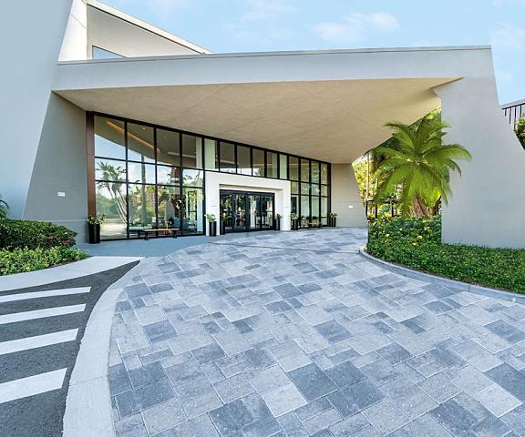 DoubleTree by Hilton Tampa Rocky Point Waterfront Florida Tampa Exterior Detail