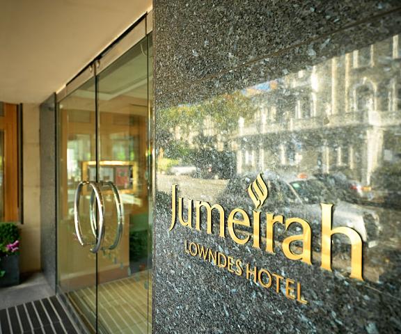 Jumeirah Lowndes Hotel England London Entrance