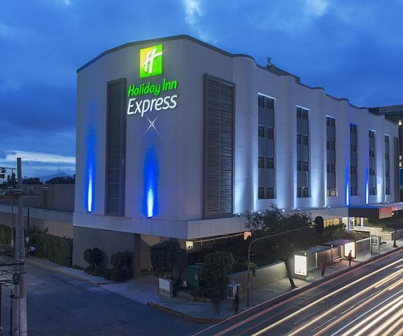 Holiday Inn Express Mexico - Toreo, an IHG Hotel Mexico, Estado de Naucalpan Exterior Detail