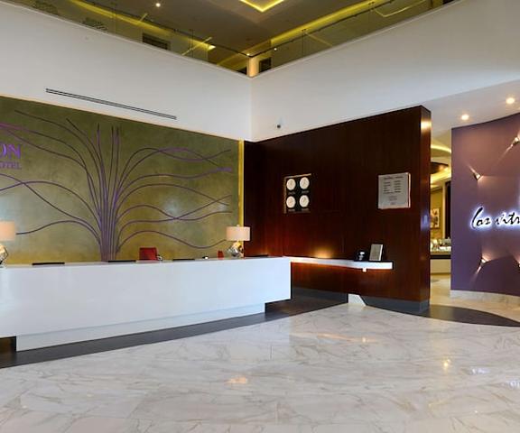 HS HOTSSON Hotel Irapuato null Irapuato Interior Entrance