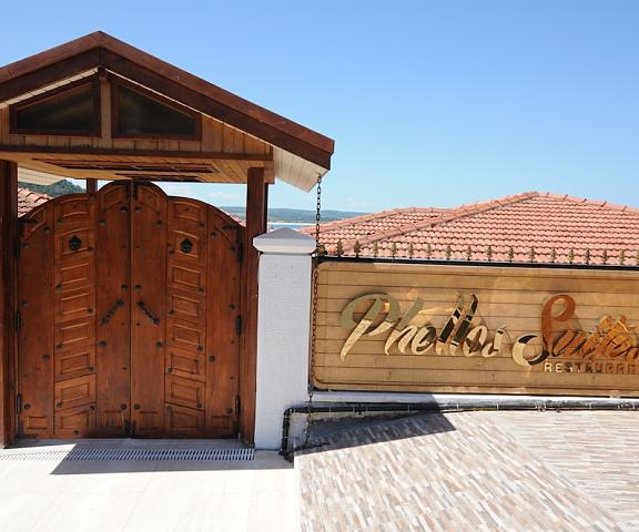 Phellos Suites null Sile Entrance