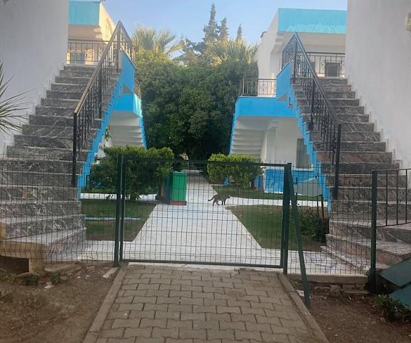 The Palm Club Apart Otel Aydin Kusadasi Facade