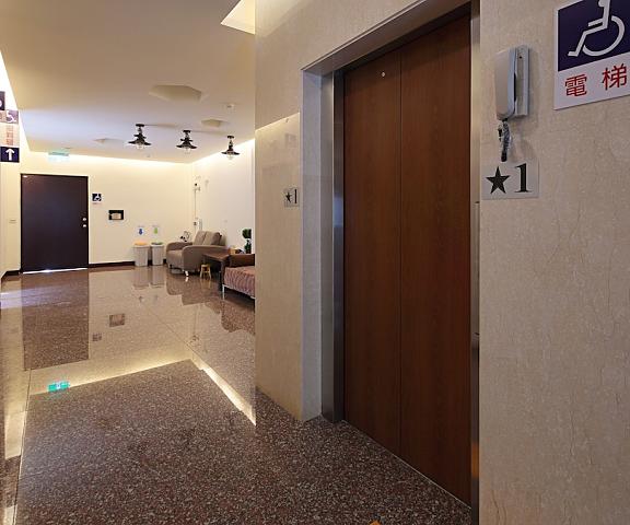 Happiness Yes Inn Yilan County Luodong Interior Entrance