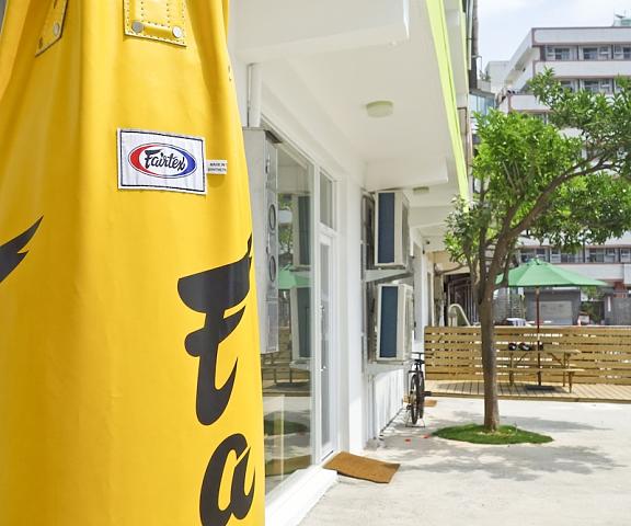 T-Life Hostel null Taichung Exterior Detail
