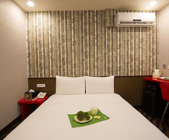 Hotel 6 - ZhongHua null Taipei Room