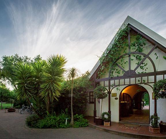 Hlangana Lodge Western Cape Oudtshoorn Entrance