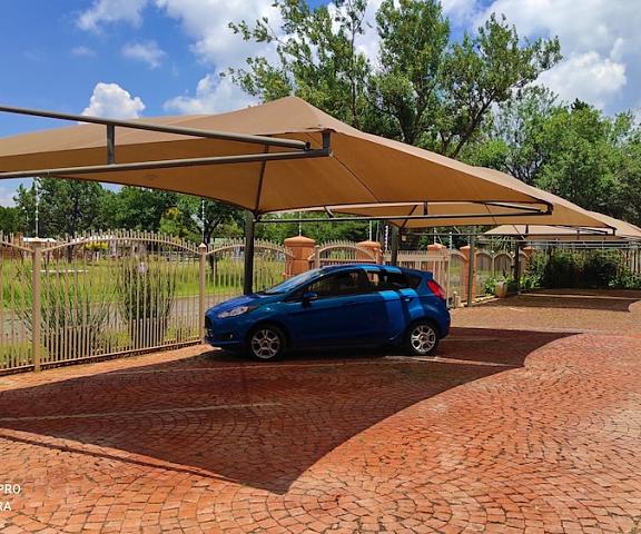 Premiere Guest House Free State Bloemfontein Parking