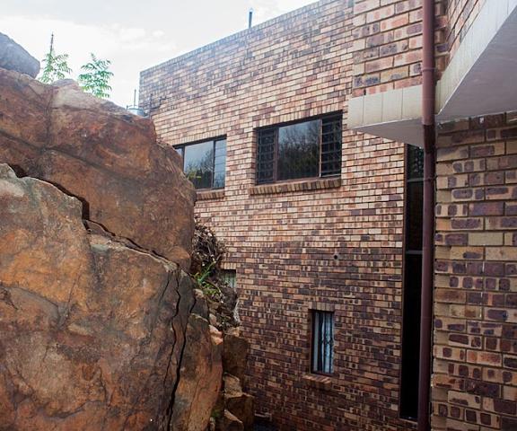 Thabiso Guesthouse Gauteng Pretoria Exterior Detail