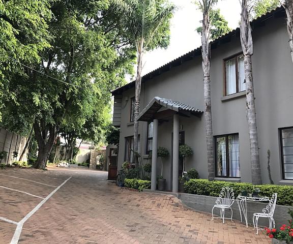 Waterhouse Guest Lodges 295 Indus Street Gauteng Pretoria Facade