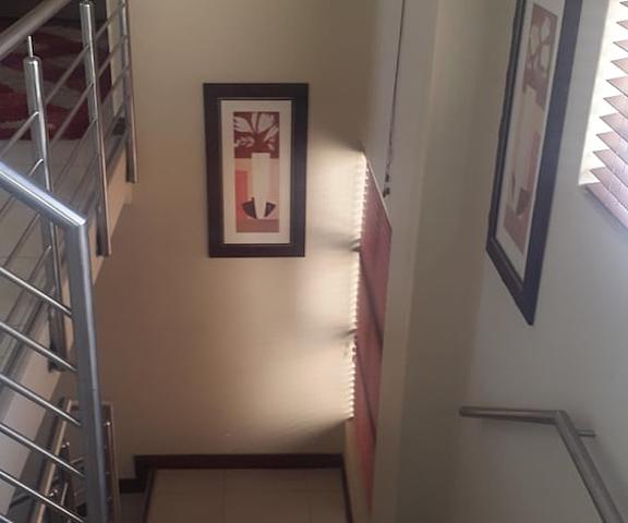 Ikaze Guest Lodge Gauteng Boksburg Staircase
