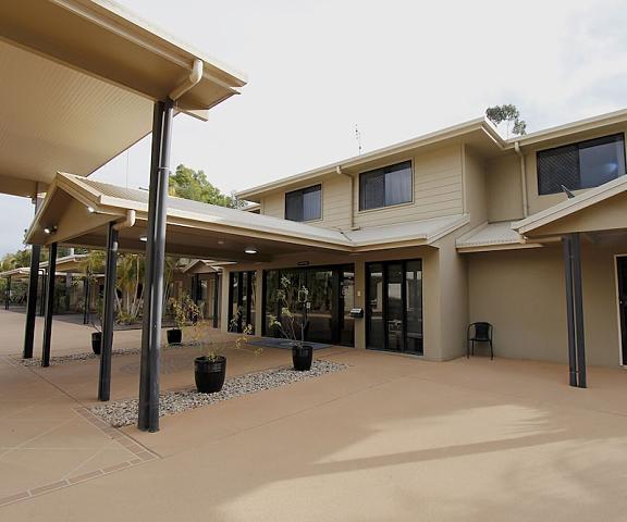 The Palms Motel Queensland Chinchilla Exterior Detail