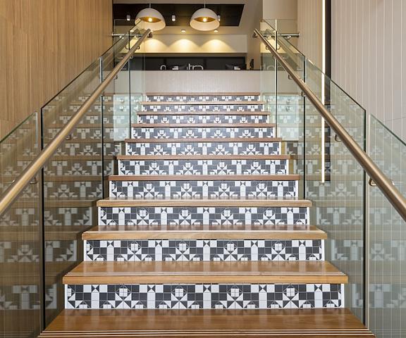 Mantra MacArthur Hotel New South Wales Turner Interior Entrance