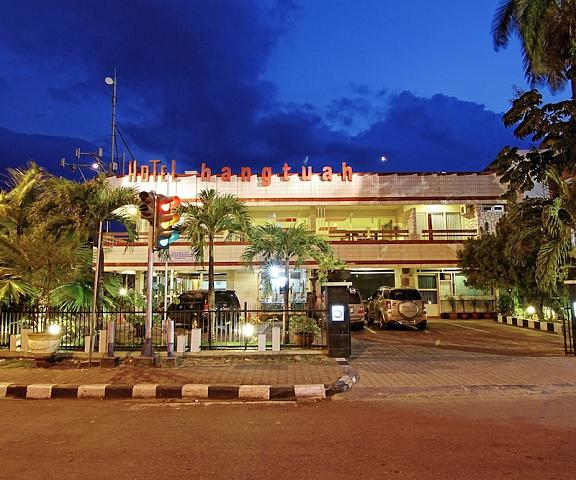 Hotel Hangtuah West Sumatra Padang Facade