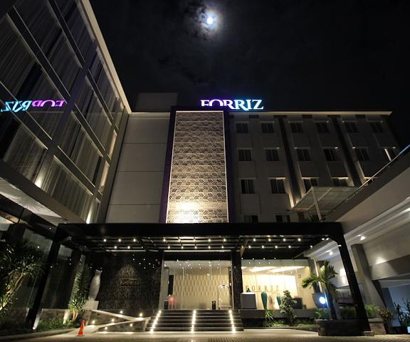 Forriz Hotel null Yogyakarta Facade