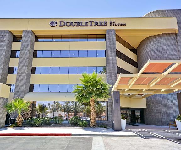 DoubleTree by Hilton Phoenix North Arizona Phoenix Exterior Detail