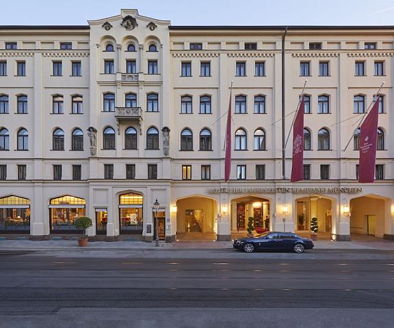 Hotel Vier Jahreszeiten Kempinski München Bavaria Munich Facade