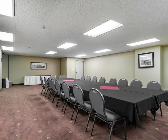 Quality Inn & Suites Yellowknife Northwest Territories Yellowknife Meeting Room