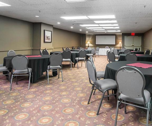 Quality Inn & Suites Yellowknife Northwest Territories Yellowknife Meeting Room